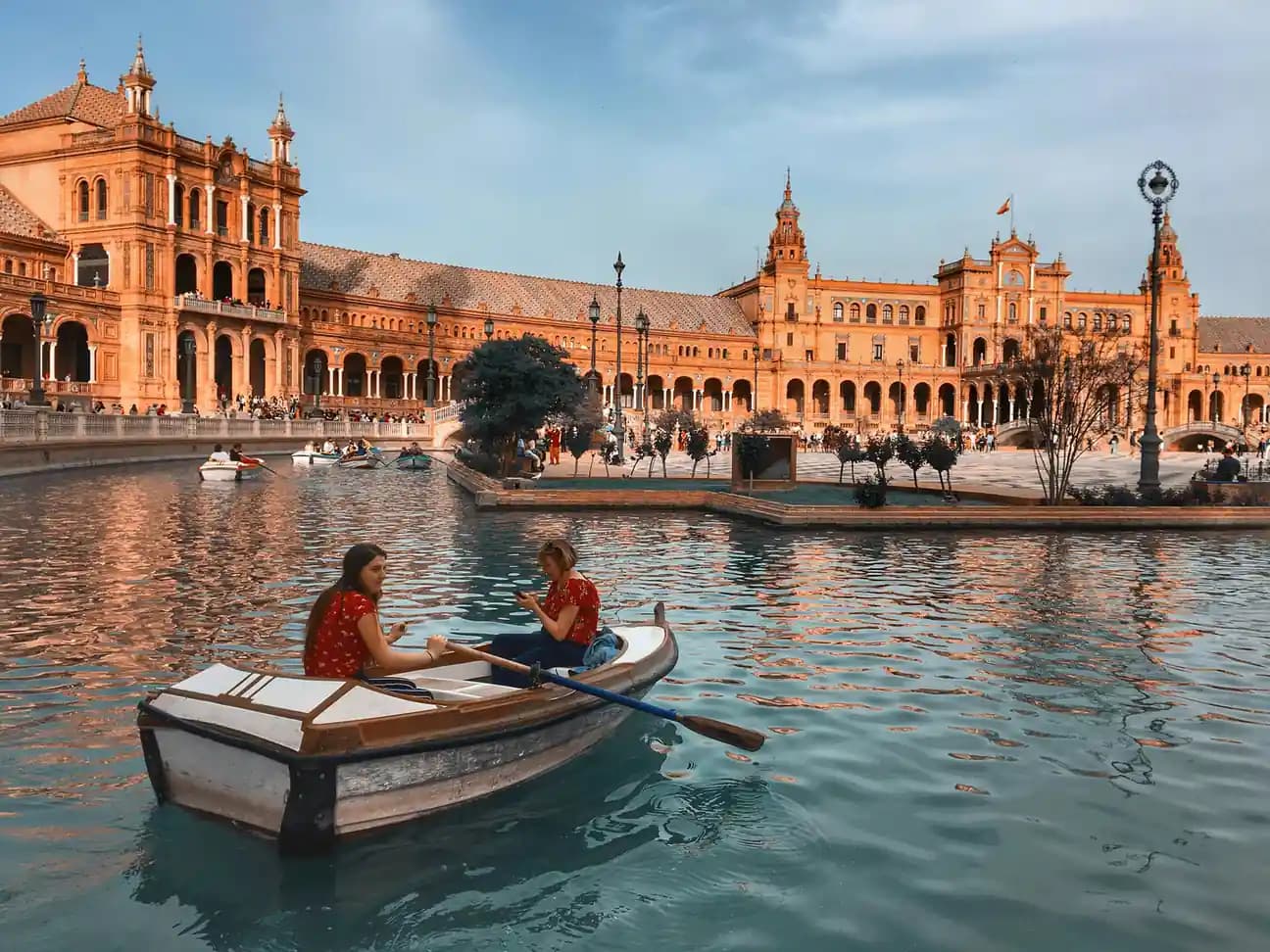 What are the best Spain travel tips for tourists from India?