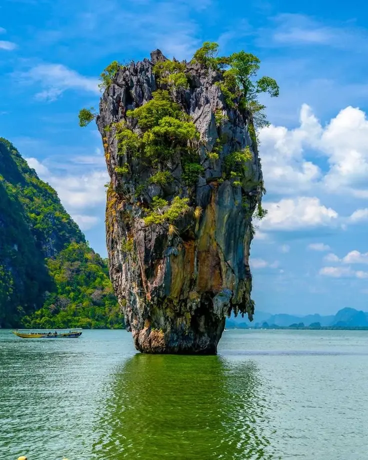 James Bond Island