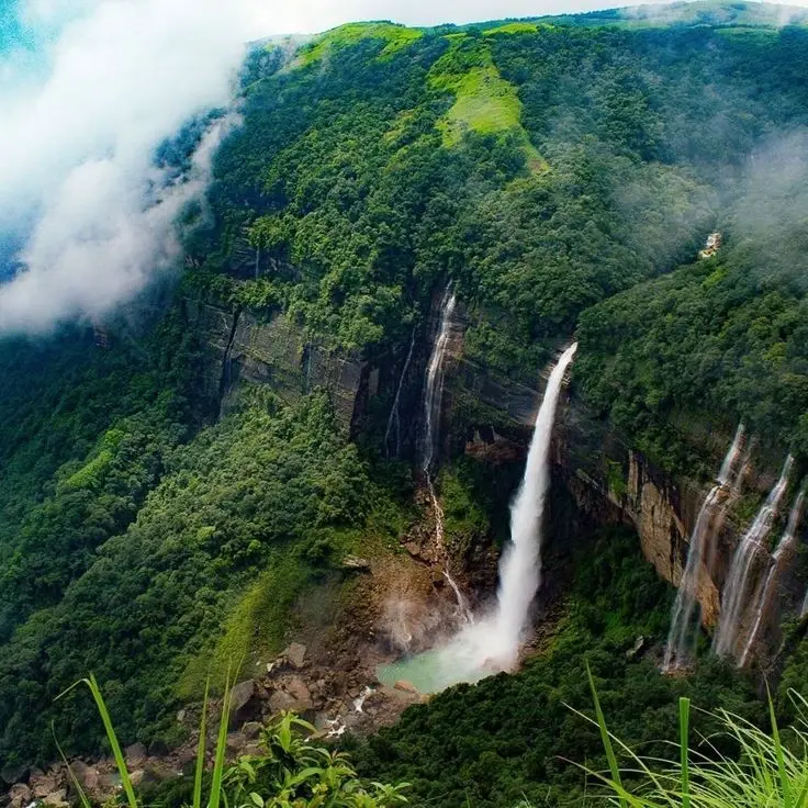 Nohkalikai Falls, located near Cherrapunji (Sohra) in Meghalaya, India.
