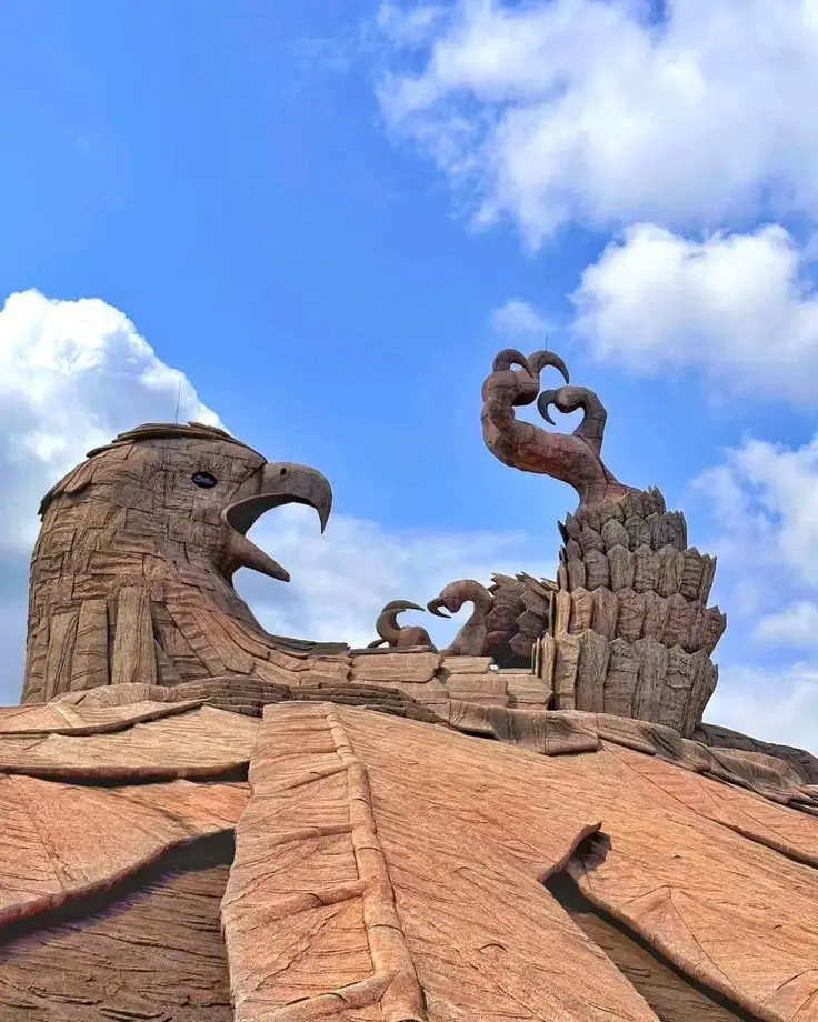  Jatayu Earth's Center